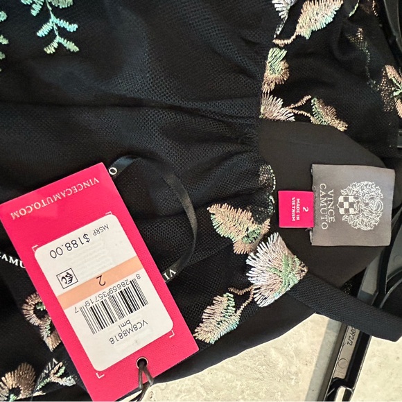 Beautiful Vince Camuto dress, never worn, size 2 - Picture 2 of 3